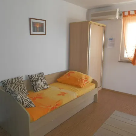 Roto Apartment *
